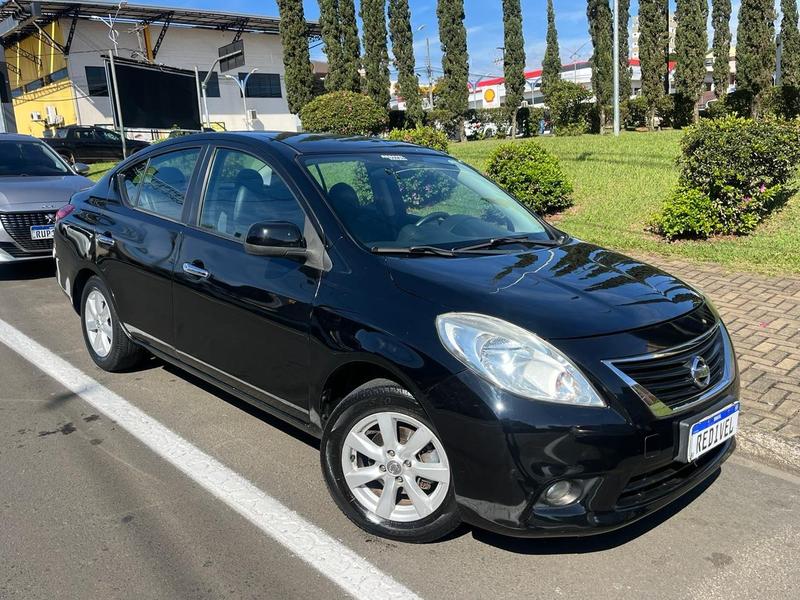 Nissan Versa 2013 à venda