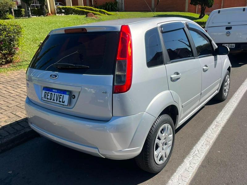 Ford Fiesta 1.6 Flex - foto 4