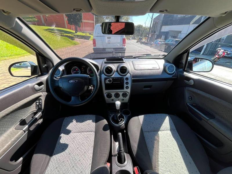 Ford Fiesta 1.6 Flex - foto 7