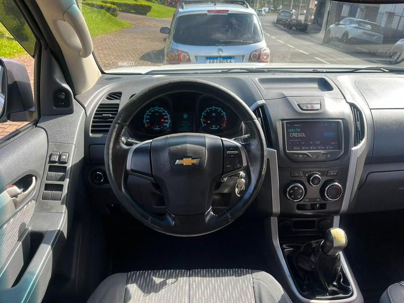 Chevrolet S10 LT - foto 8