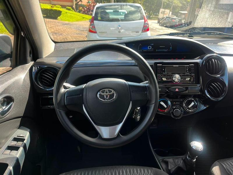 Toyota Etios Hb X 13l Mt - foto 9