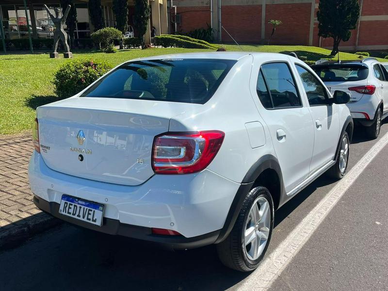Renault Logan Zen Flex 1.6 16V 4P Aut. - foto 4