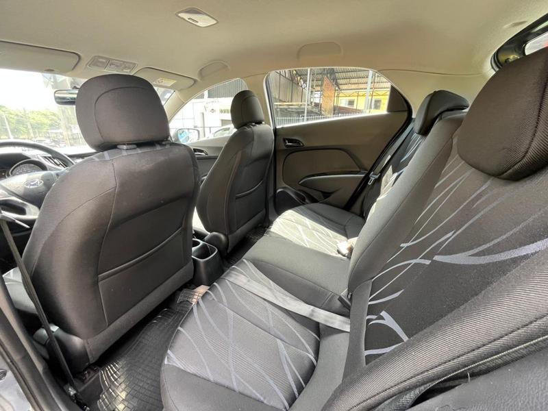 Hyundai HB20 Comf. C.plus C.style 1.0 Flex 12V - foto 6
