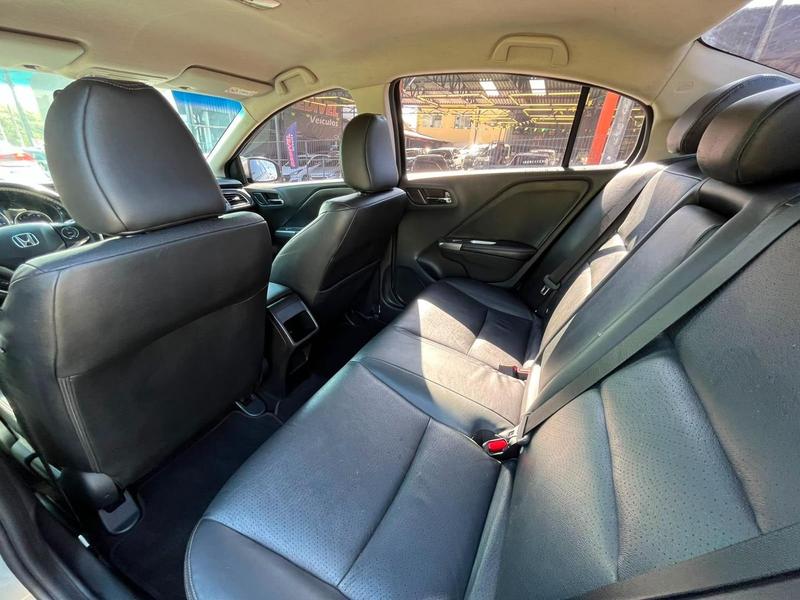 Honda City EXL CVT - foto 6