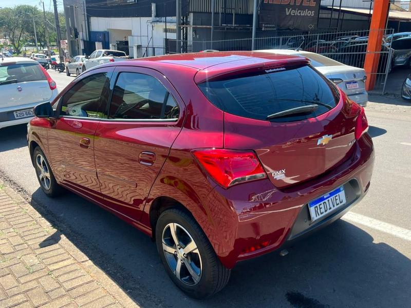 Chevrolet Onix 14mt LTZ - foto 3