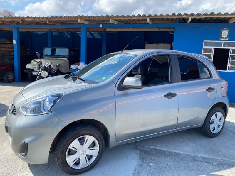 Nissan March 2019 à venda