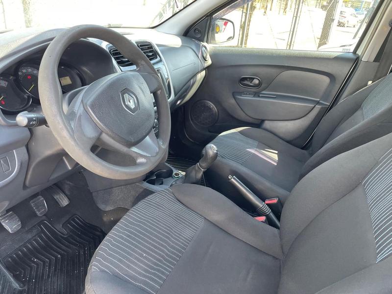 Renault Logan 1.0 Authentique 16V Flex 4P Manual - foto 2