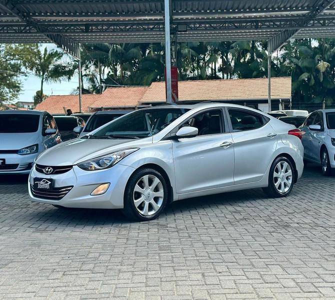 HYUNDAI ELANTRA GLS