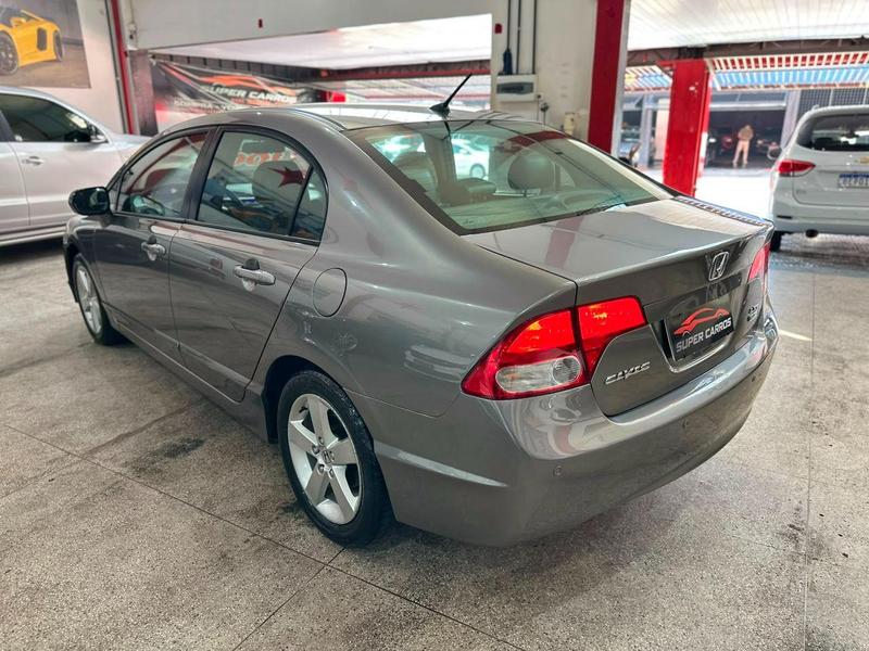 Honda Civic 1.8 Lxs 16V Flex 4P Automático - foto 4