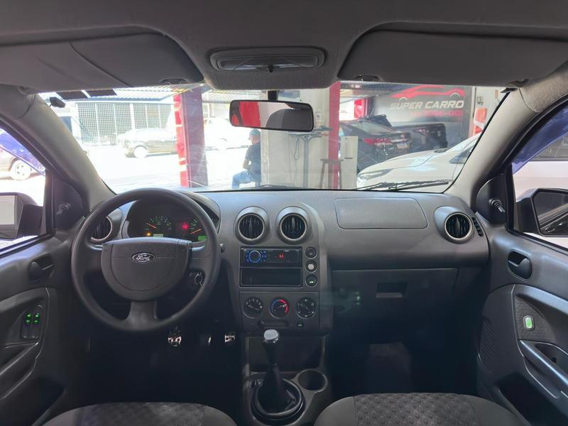 Ford Fiesta - foto 13