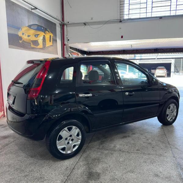 Ford Fiesta - foto 12