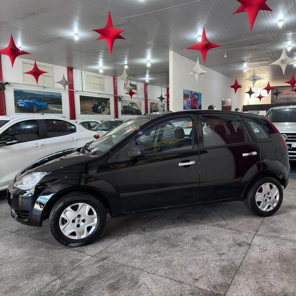 Ford Fiesta - foto 4