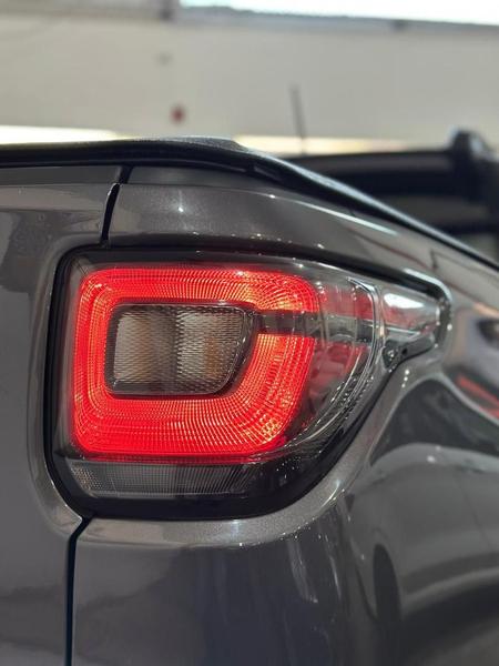 Fiat Strada Freedom 13cs - foto 10