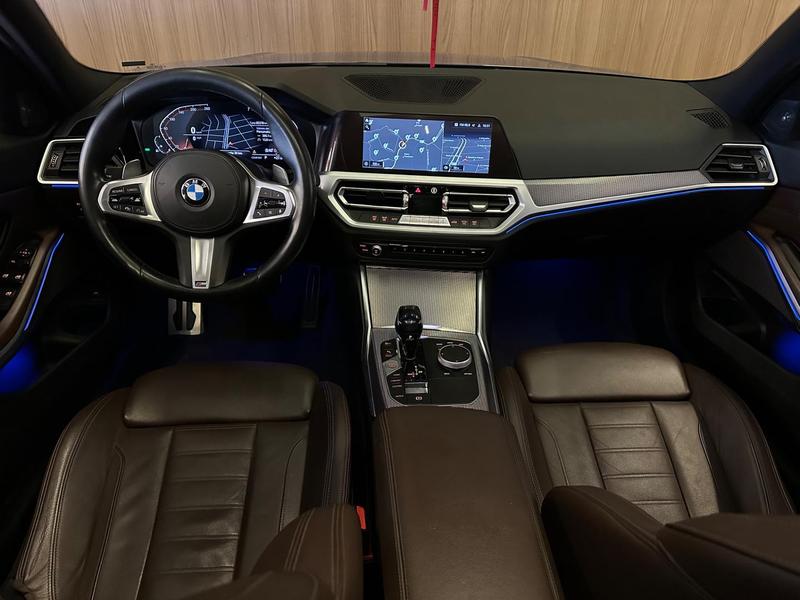 BMW 320i - foto 8