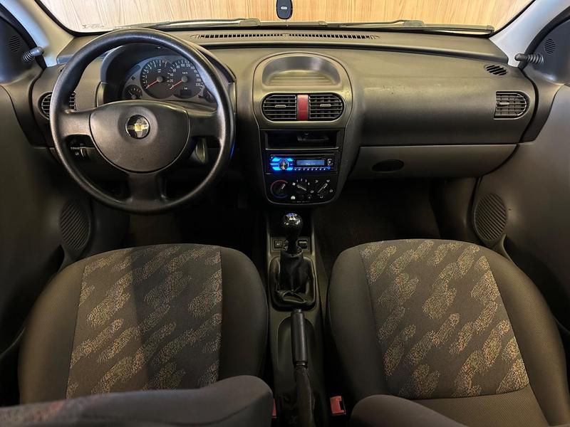 Chevrolet Montana - foto 8