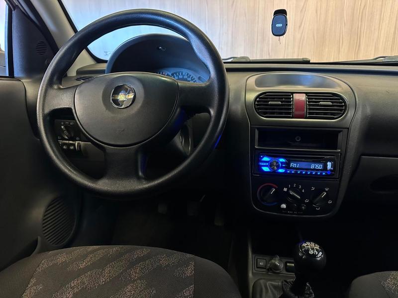 Chevrolet Montana - foto 9