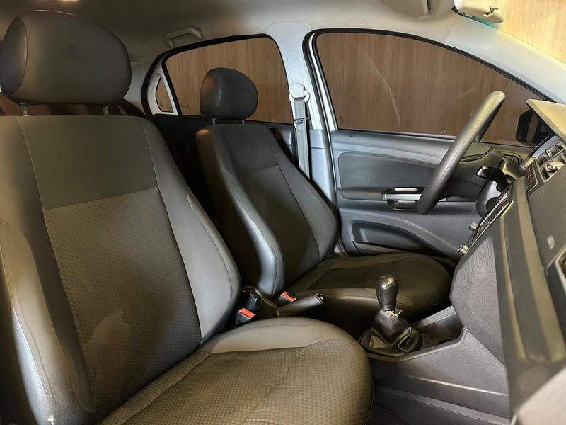 Volkswagen Gol MPI - foto 5