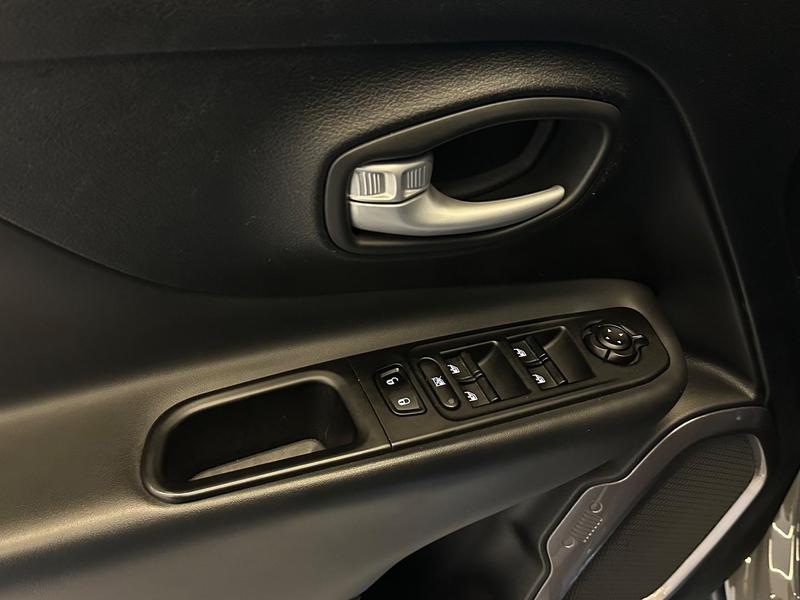 Jeep Renegade Lgtd T270 - foto 11