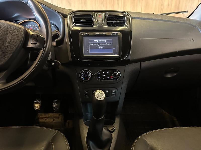 Renault Sandero Step 1.6 - foto 10