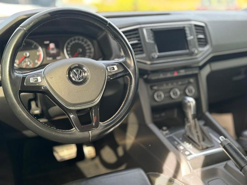 Volkswagen Amarok 3.0 V6 TDI Diesel Highline Extreme Cd 4X4 Automático - foto 13