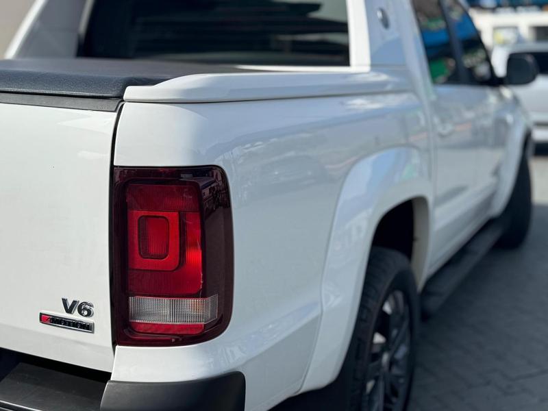 Volkswagen Amarok 3.0 V6 TDI Diesel Highline Extreme Cd 4X4 Automático - foto 4