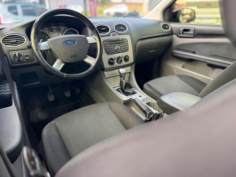 Ford Focus Sedan 2.0 16V 2.0 16V Flex 4P Aut. - foto 9