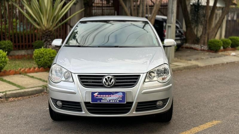 Volkswagen Polo Sedan 1.6 - foto 2