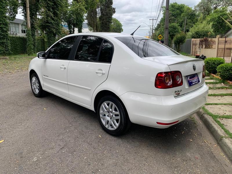 Volkswagen Polo Sedan 1.6 Comfor - foto 8