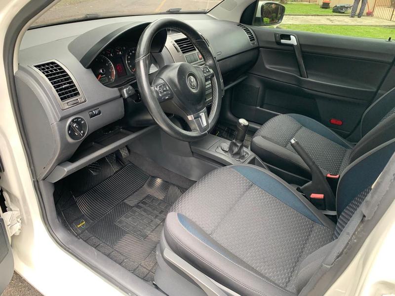 Volkswagen Polo Sedan 1.6 Comfor - foto 15