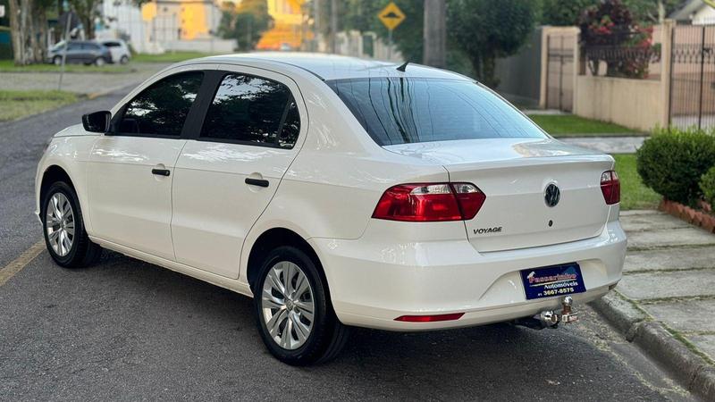 Volkswagen Voyage 1.6 MSI Flex 8V 4P - foto 7