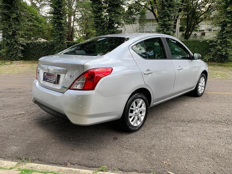 Nissan Versa 16sl CVT - foto 7