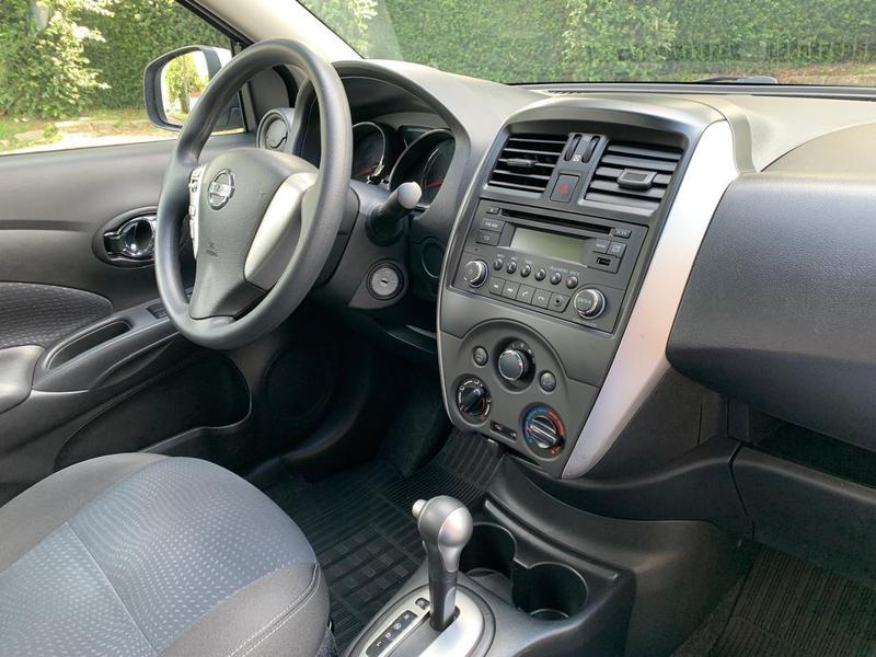 Nissan Versa 16sl CVT - foto 13