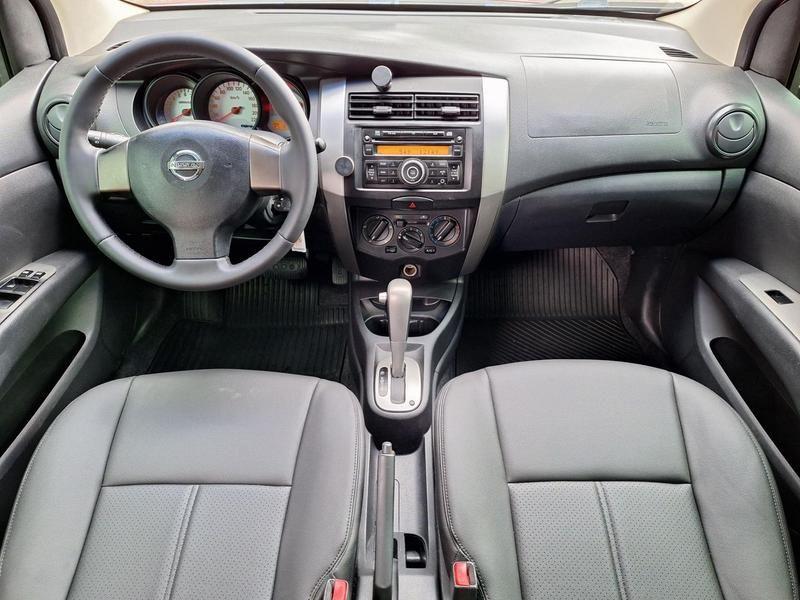 Nissan Livina 18s - foto 7