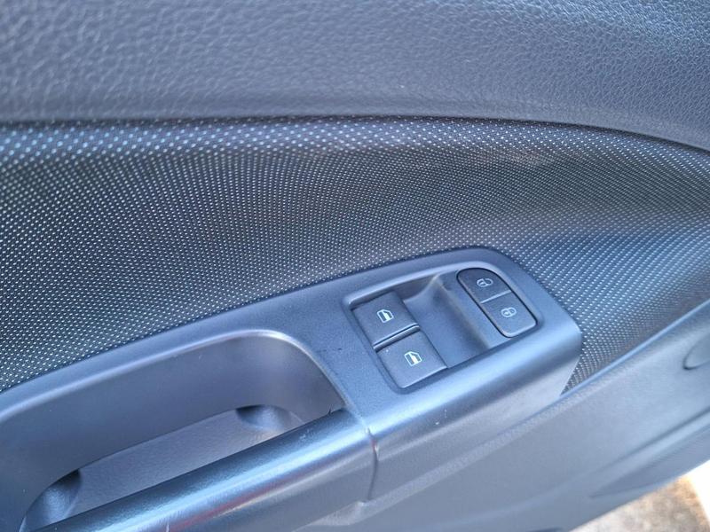 Volkswagen Gol MPI - foto 9