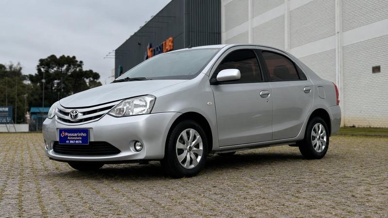 Toyota Etios Xs 1.3 Flex 16V 5P Mec. - foto 15