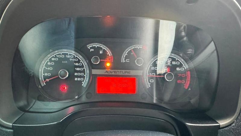 Fiat Idea Adventure 1.8 - foto 7