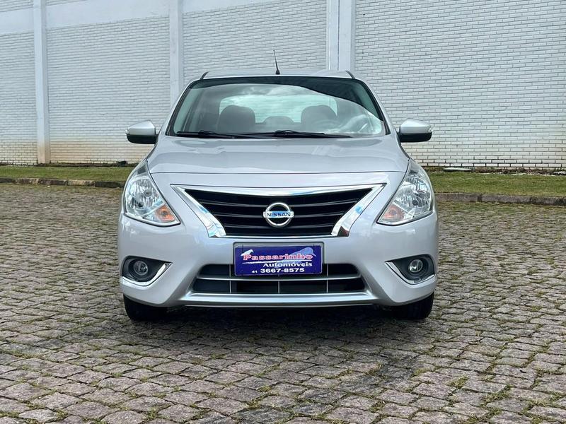 Nissan Versa 16sl CVT - foto 4