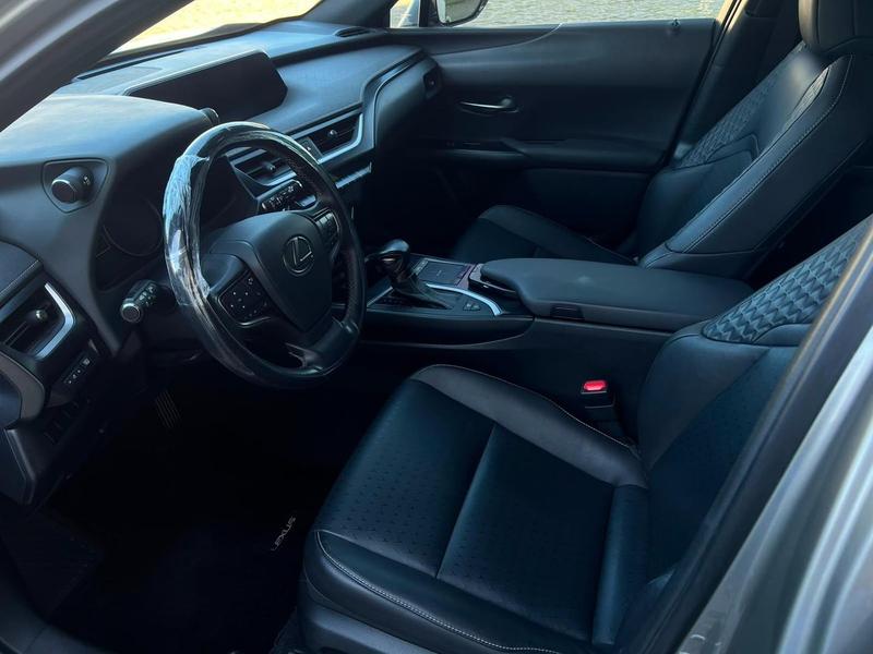 Lexus Ux250h Dynamic - foto 10