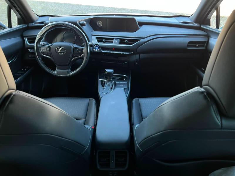 Lexus Ux250h Dynamic - foto 6