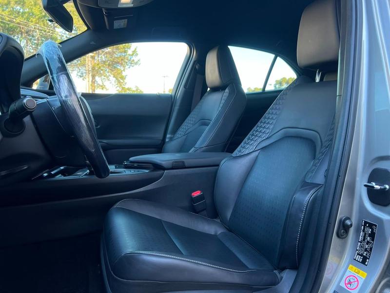 Lexus Ux250h Dynamic - foto 14