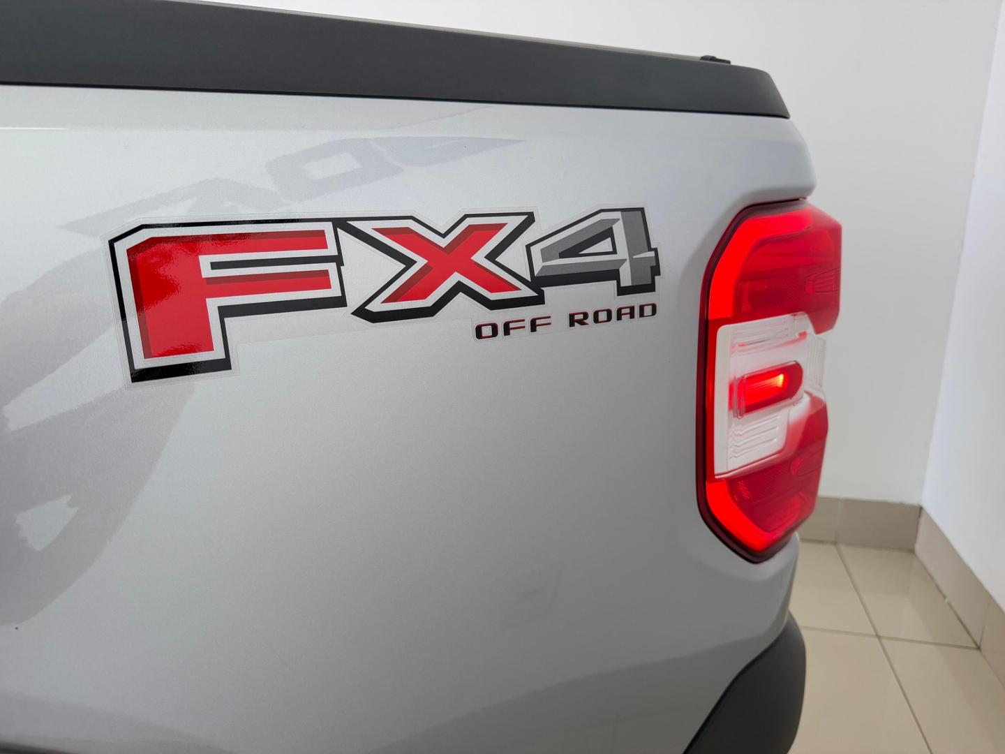 Ford Maverick Lariat Fx4 2.0 Ecoboost AUT 2024
