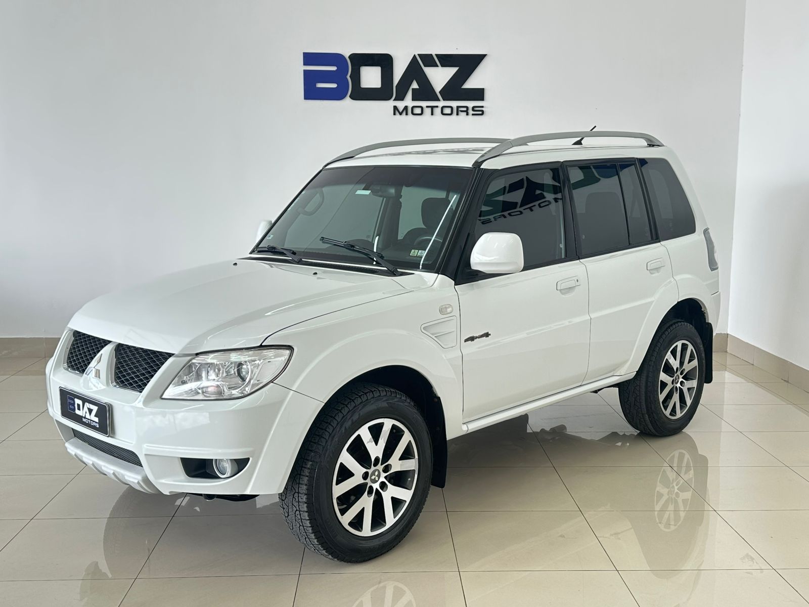 Mitsubishi Pajero Tr4 Flex Hp 2015
