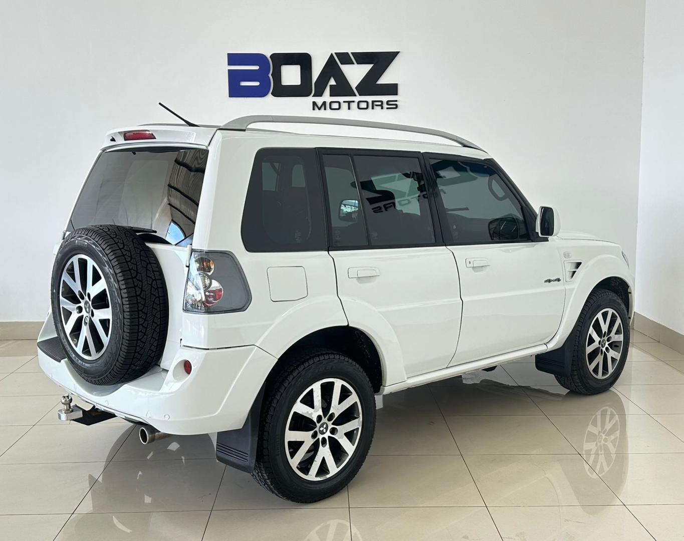 Mitsubishi Pajero Tr4 Flex Hp 2015
