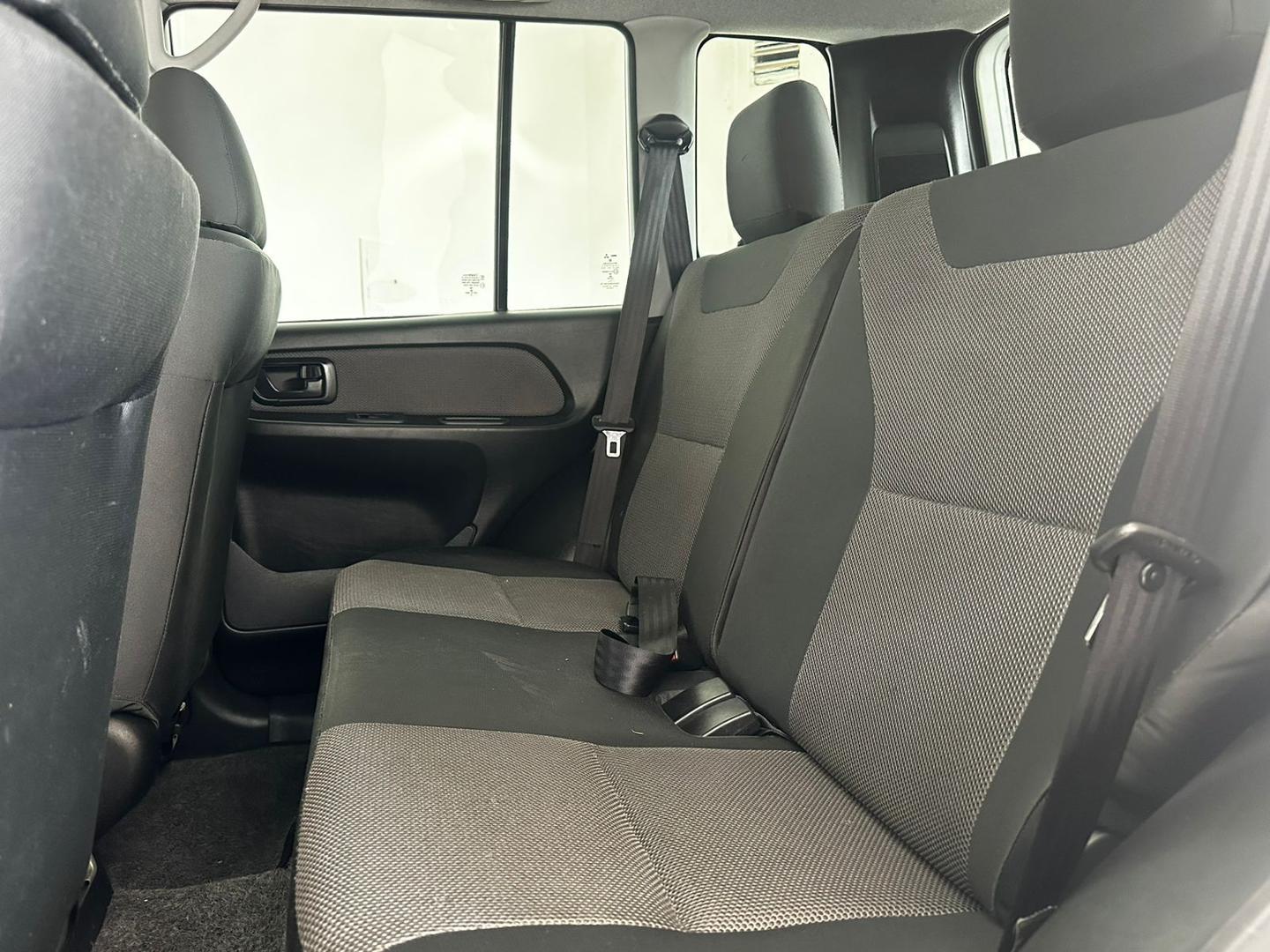 Mitsubishi Pajero Tr4 Flex Hp 2015