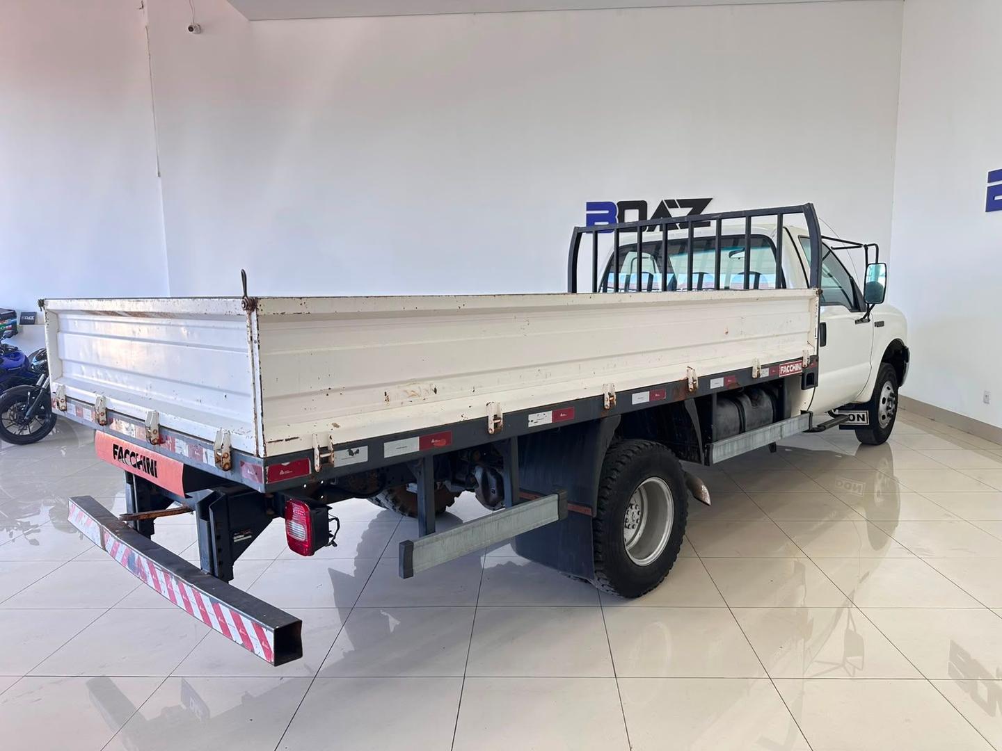 Ford F4000 G 2003