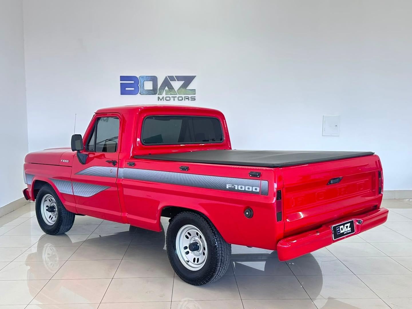 Ford F1000 1984