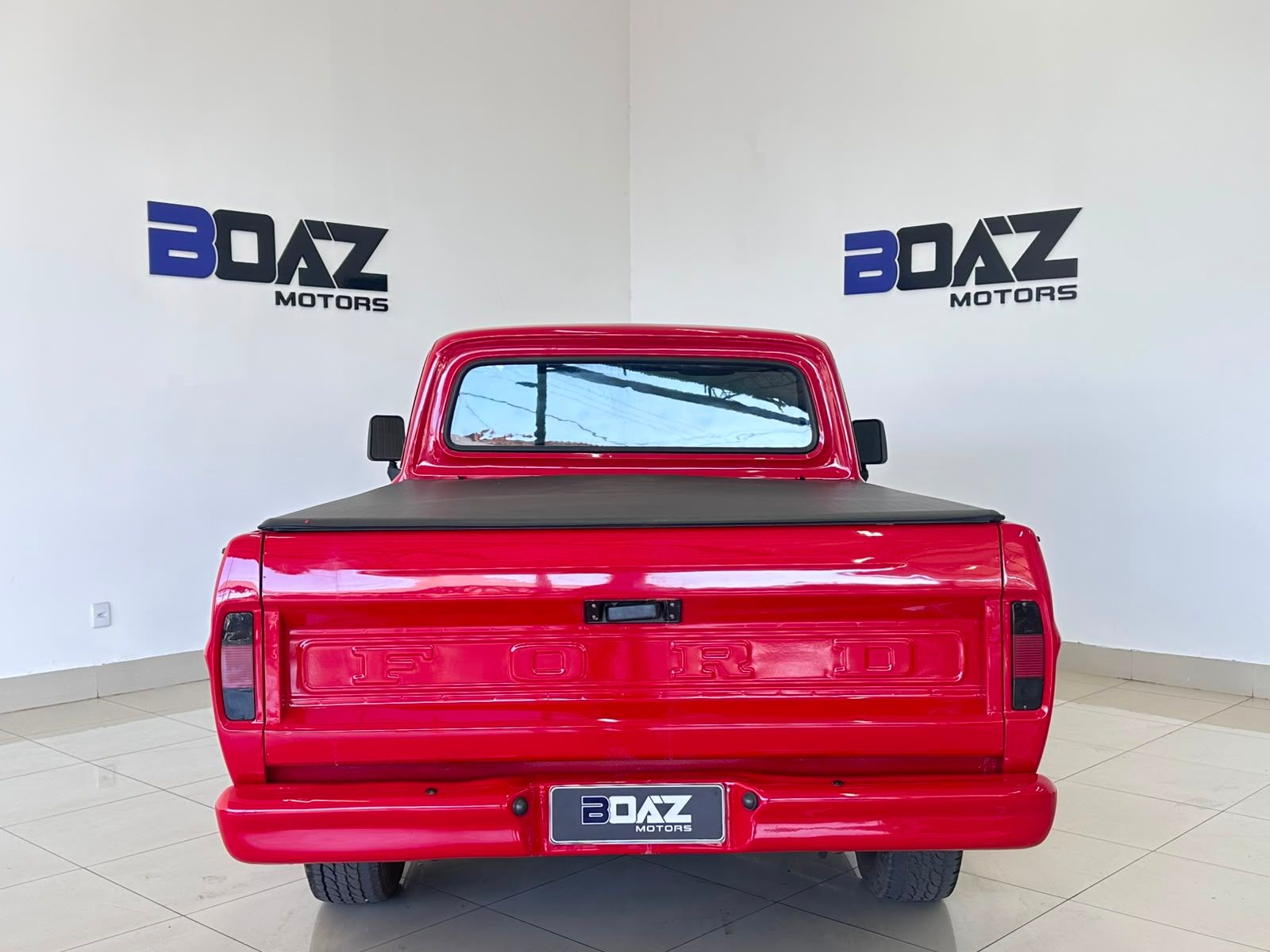 Ford F1000 1984
