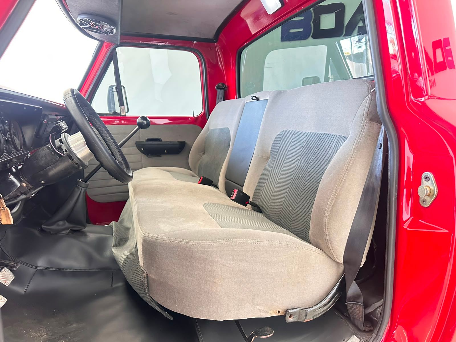 Ford F1000 1984