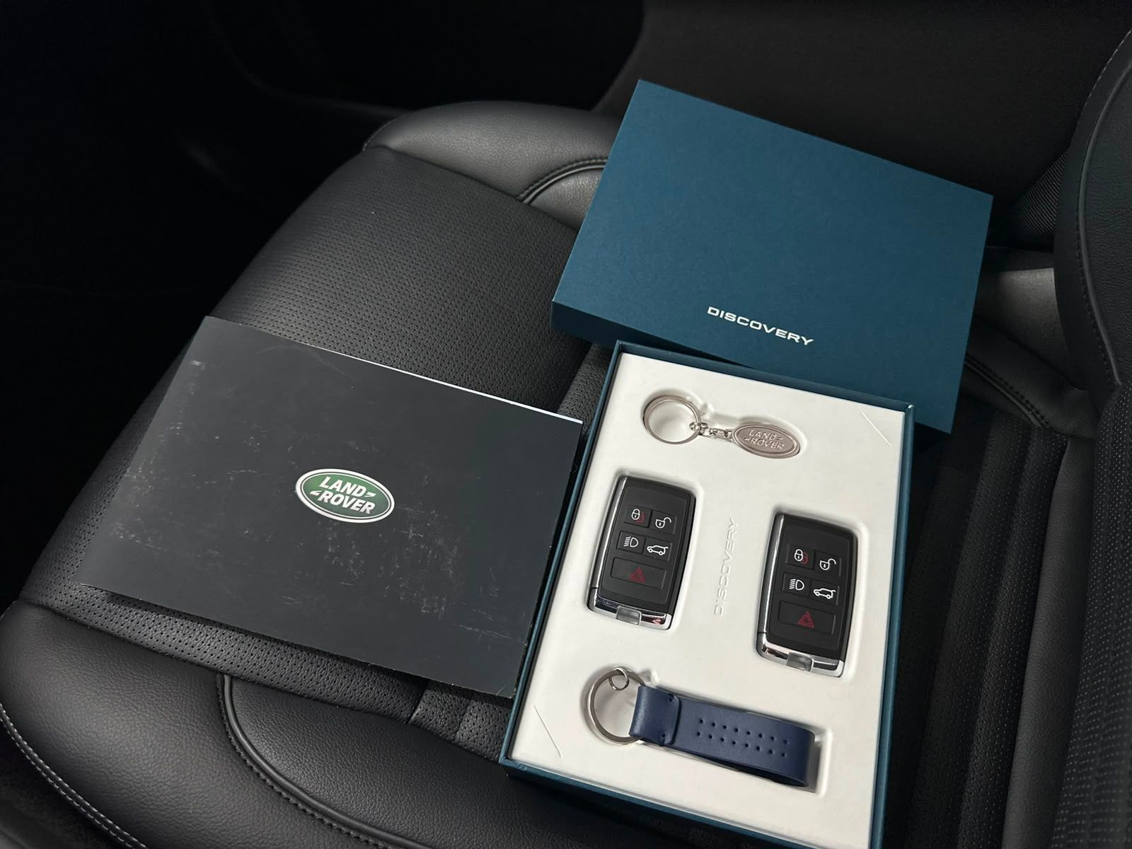 Land Rover Disc Spt P250ff Sed7l 2024
