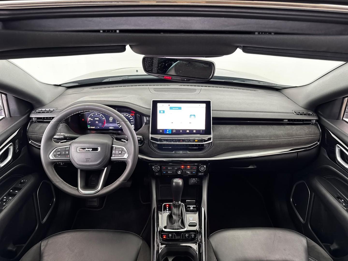 Jeep Commander Blackhawk 2025